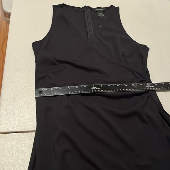 Express black sleeveless faux wrap dress shirred detail size large fits 10 - Picture 7 of 11